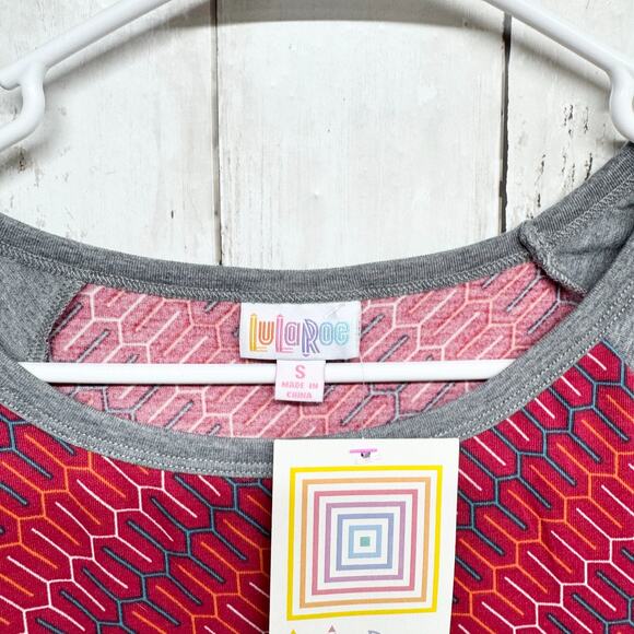 New Lularoe Dress Women Size Small Julia Geometric Print Round Neck Short Sleeve - Picture 2 of 8